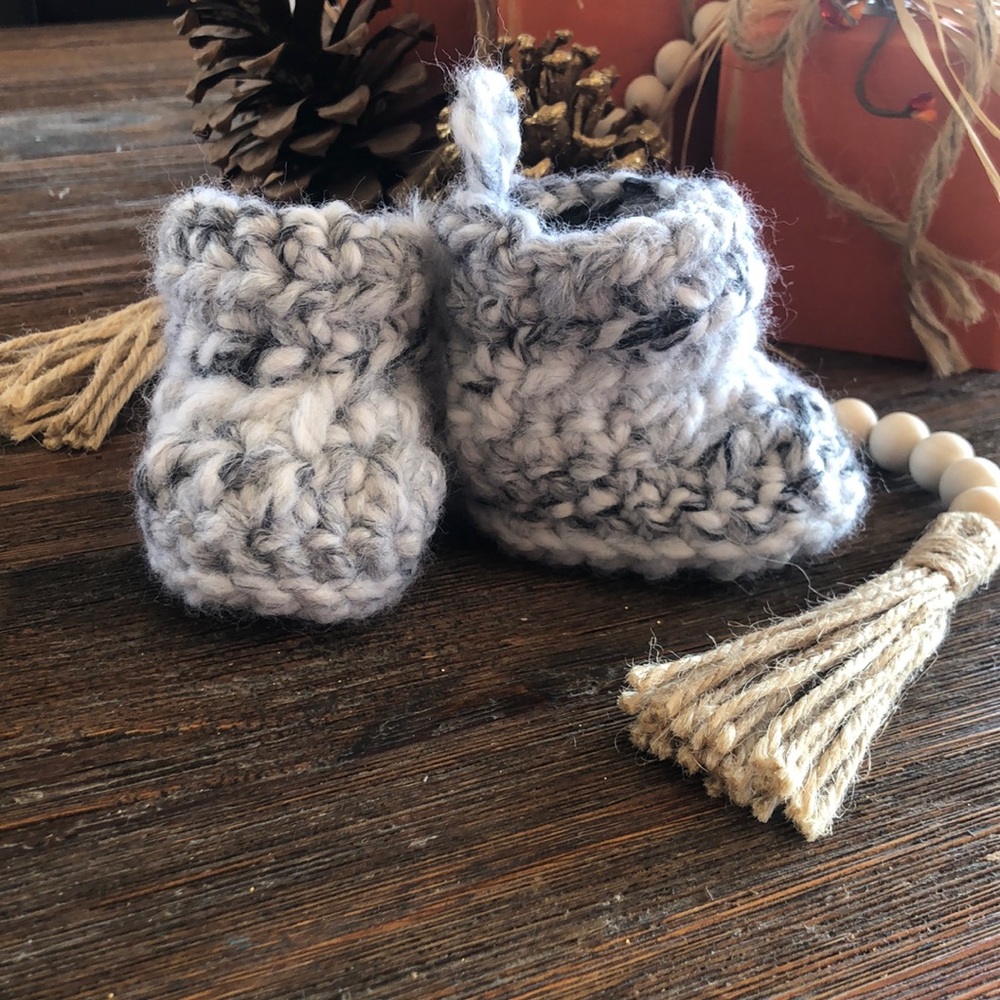 Newborn baby booties